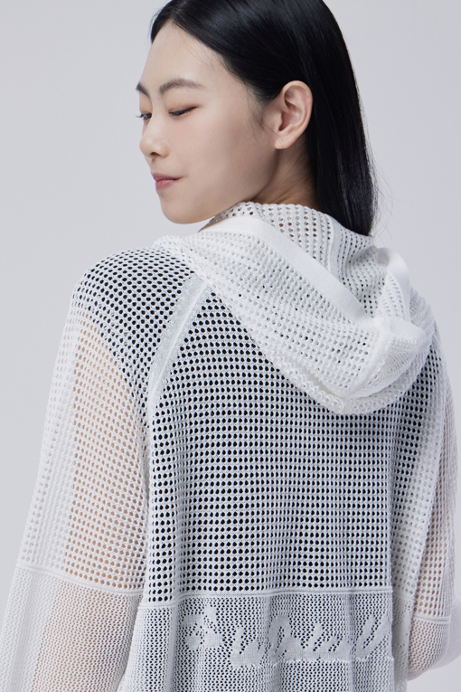 https://img.benettonmall.com/PARTS/KB/26S/BAKC72631IV_MB_D3.jpg