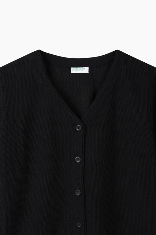https://img.benettonmall.com/PARTS/KB/26S/BAKC92631BK_MB_D2.jpg