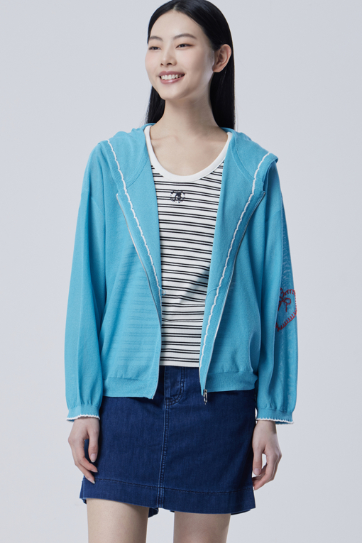 https://img.benettonmall.com/PARTS/KB/26S/BAKCE2631BL_MB_D0.jpg