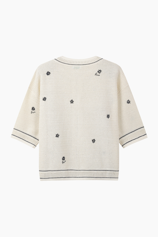 https://img.benettonmall.com/PARTS/KB/26S/BAKCE3631IV_MB_D11.jpg