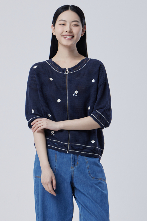 https://img.benettonmall.com/PARTS/KB/26S/BAKCE3631NY_MB_D0.jpg