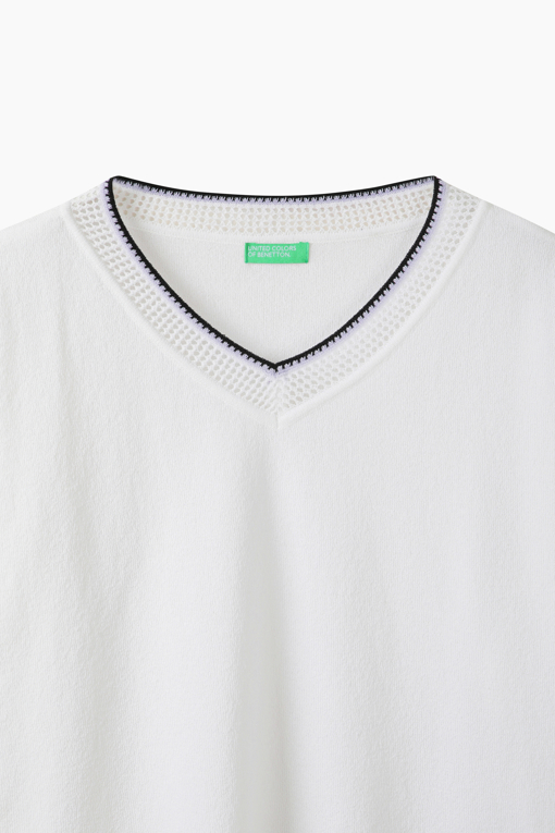 https://img.benettonmall.com/PARTS/KB/26S/BAKP64631WH_MB_D12.jpg