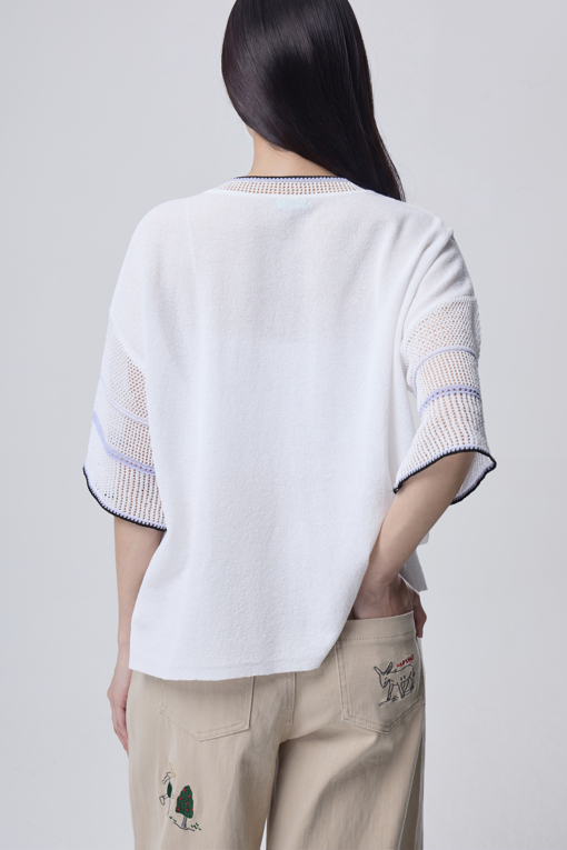 https://img.benettonmall.com/PARTS/KB/26S/BAKP64631WH_MB_D3.jpg