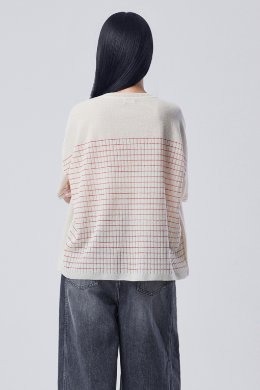 https://img.benettonmall.com/PARTS/KB/26S/BAKP73631BE_MB_D1.jpg