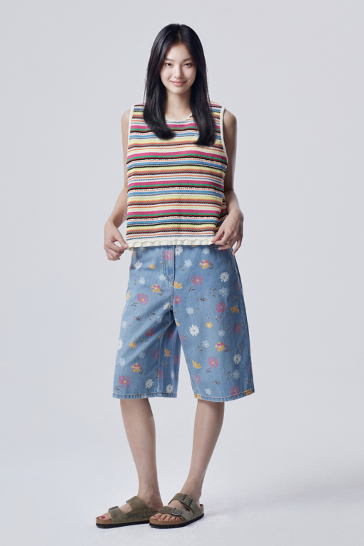 https://img.benettonmall.com/PARTS/KB/26S/BAKP74631MU_MB_D8.jpg