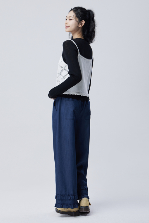 https://img.benettonmall.com/PARTS/KB/26S/BAKV71631WH_MB_D1.jpg