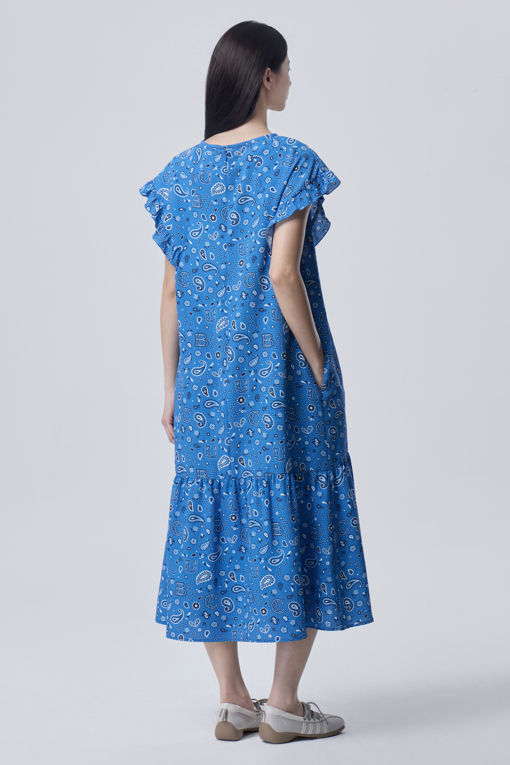 https://img.benettonmall.com/PARTS/KB/26S/BAOP52631BL_MB_D1.jpg