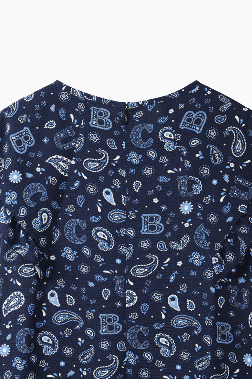 https://img.benettonmall.com/PARTS/KB/26S/BAOP52631NY_MB_D15.jpg