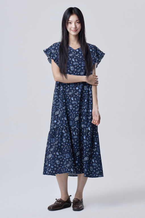 https://img.benettonmall.com/PARTS/KB/26S/BAOP52631NY_MB_D5.jpg