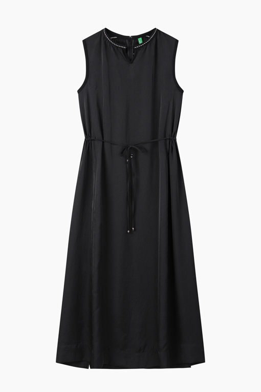 https://img.benettonmall.com/PARTS/KB/26S/BAOP57631BK_MB_D10.jpg