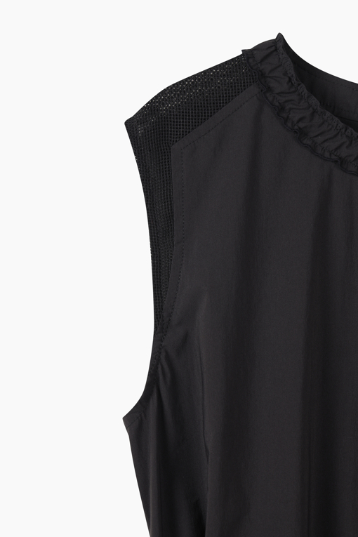https://img.benettonmall.com/PARTS/KB/26S/BAOP71631BK_MB_D3.jpg
