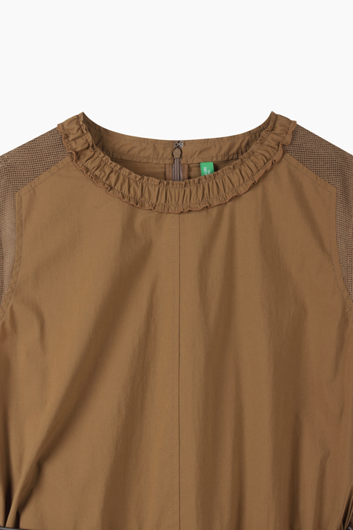 https://img.benettonmall.com/PARTS/KB/26S/BAOP71631BR_MB_D2.jpg