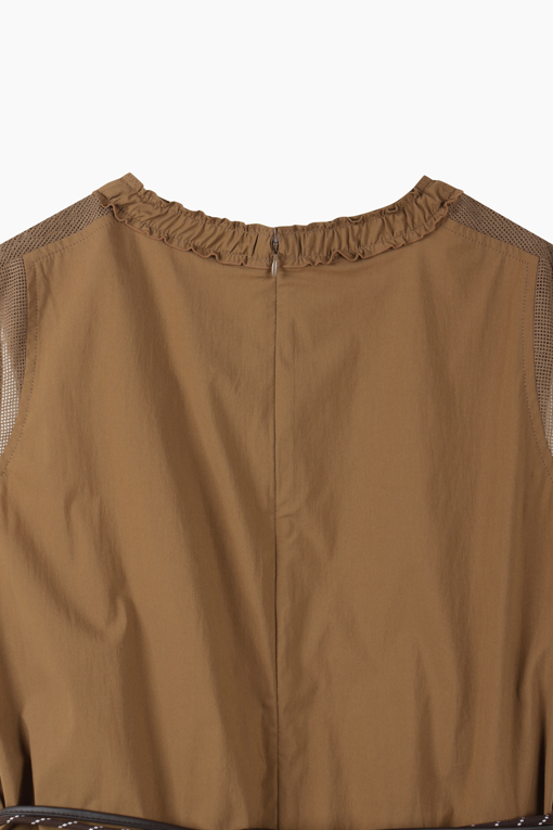 https://img.benettonmall.com/PARTS/KB/26S/BAOP71631BR_MB_D5.jpg