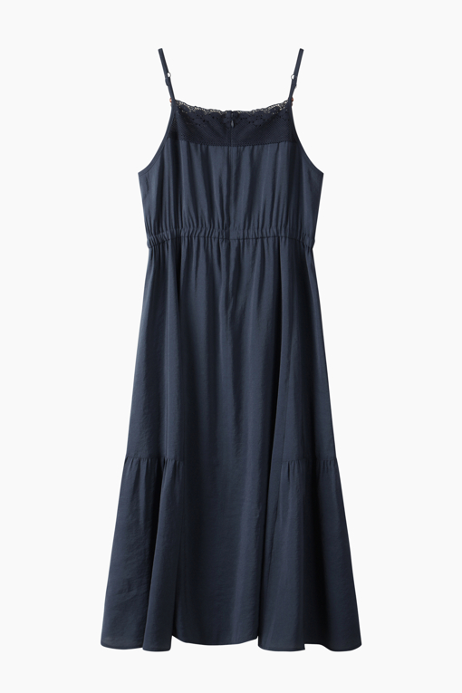 https://img.benettonmall.com/PARTS/KB/26S/BAOP72631NY_MB_D1.jpg