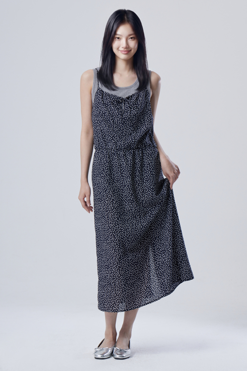 https://img.benettonmall.com/PARTS/KB/26S/BAOPE2631BK_MB_D0.jpg