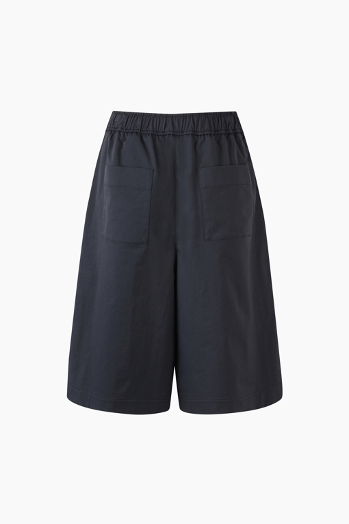 https://img.benettonmall.com/PARTS/KB/26S/BAPT56631DN_MB_D11.jpg