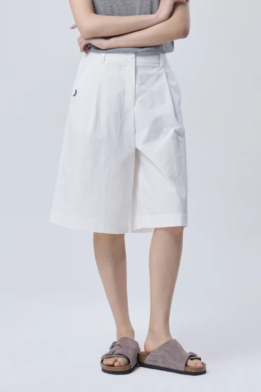 https://img.benettonmall.com/PARTS/KB/26S/BAPT56631WH_MB.jpg