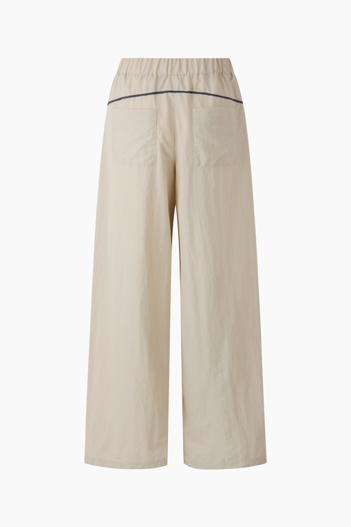 https://img.benettonmall.com/PARTS/KB/26S/BAPT59631BE_MB_D1.jpg