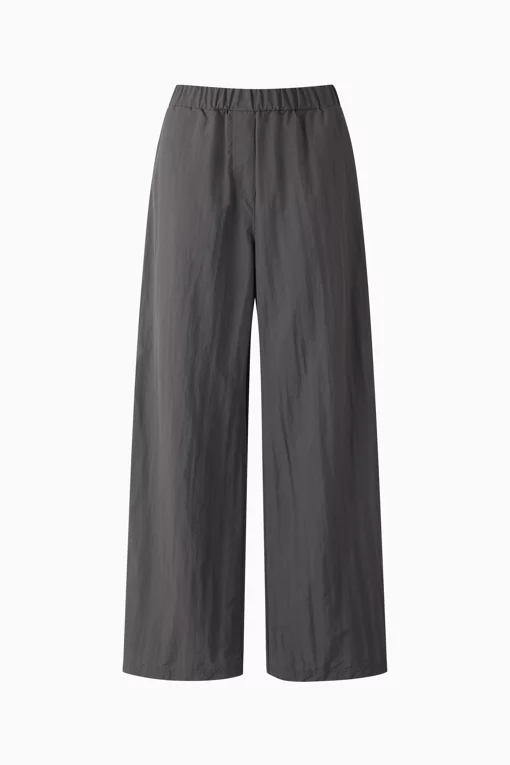 https://img.benettonmall.com/PARTS/KB/26S/BAPT59631DG_MB.jpg