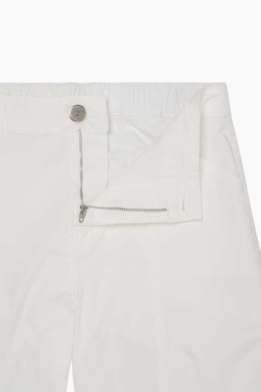 https://img.benettonmall.com/PARTS/KB/26S/BAPT94631WH_MB_D5.jpg