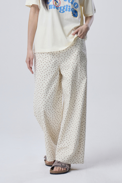 https://img.benettonmall.com/PARTS/KB/26S/BAPTF1631IV_MB_D0.jpg