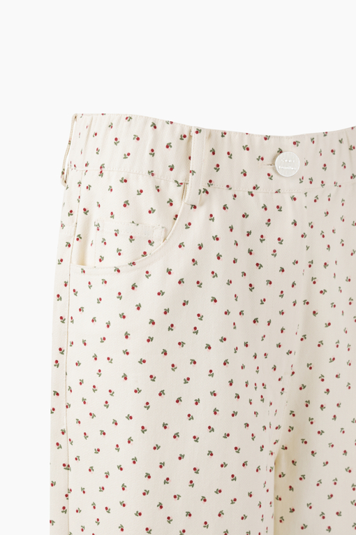https://img.benettonmall.com/PARTS/KB/26S/BAPTF1631IV_MB_D3.jpg