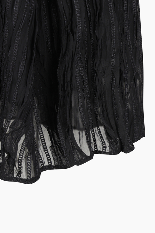 https://img.benettonmall.com/PARTS/KB/26S/BASK51631BK_MB_D13.jpg