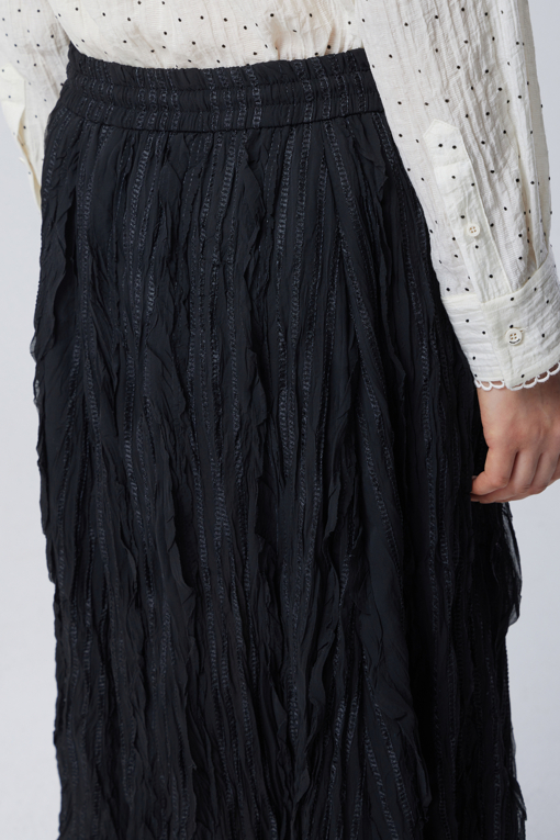 https://img.benettonmall.com/PARTS/KB/26S/BASK51631BK_MB_D3.jpg
