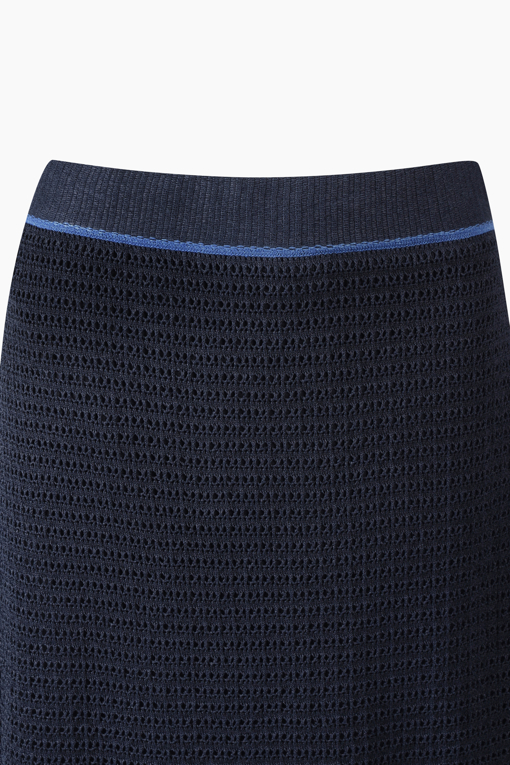 https://img.benettonmall.com/PARTS/KB/26S/BASK56631DN_MB_D12.jpg