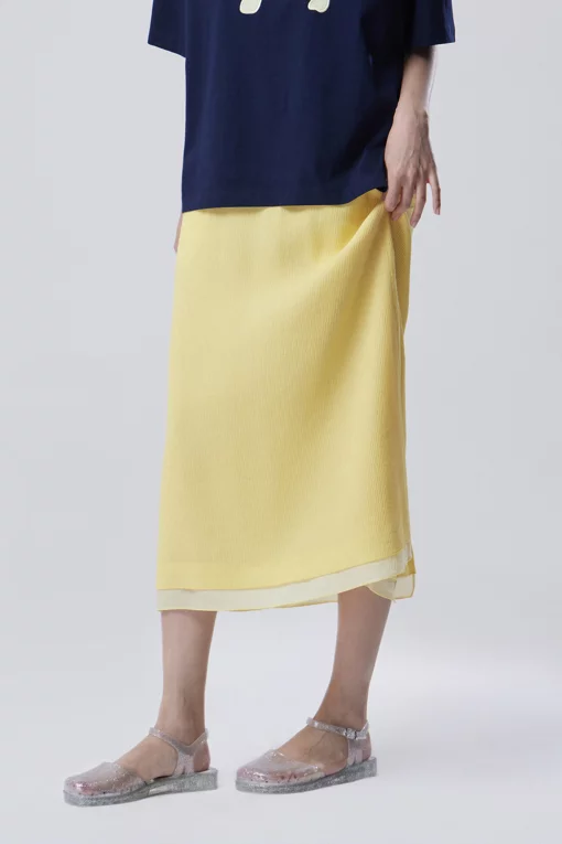 https://img.benettonmall.com/PARTS/KB/26S/BASK58631YE_MB.jpg