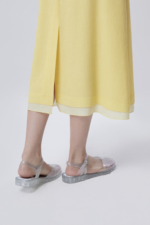 https://img.benettonmall.com/PARTS/KB/26S/BASK58631YE_MB_D4.jpg