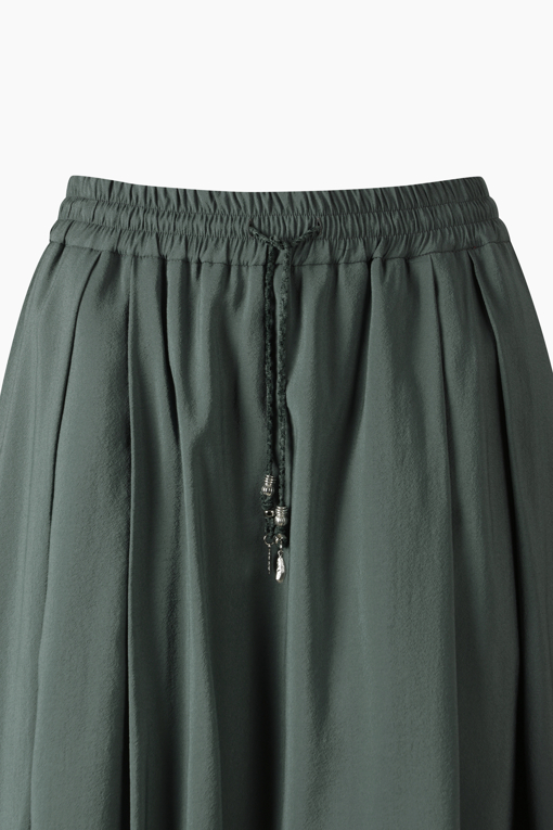 https://img.benettonmall.com/PARTS/KB/26S/BASK59631KA_MB_D2.jpg