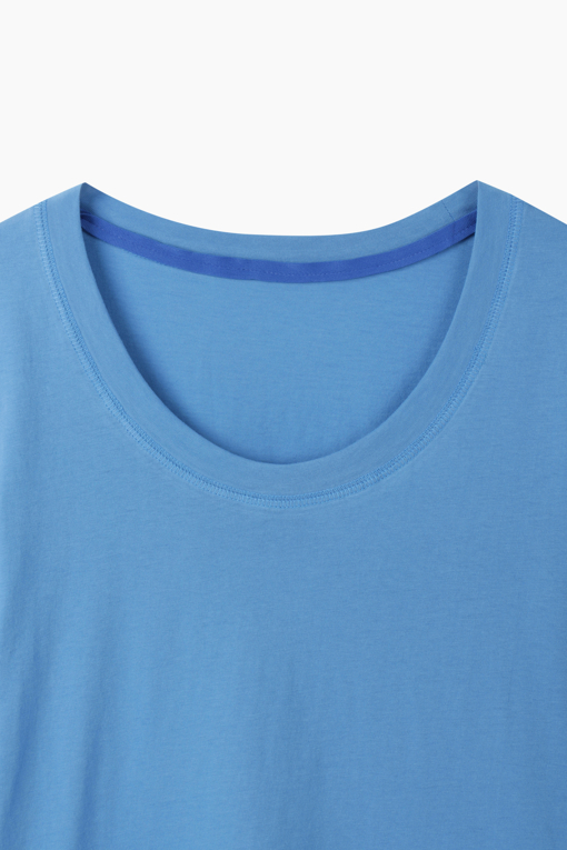 https://img.benettonmall.com/PARTS/KB/26S/BATS44631BL_MB_D2.jpg