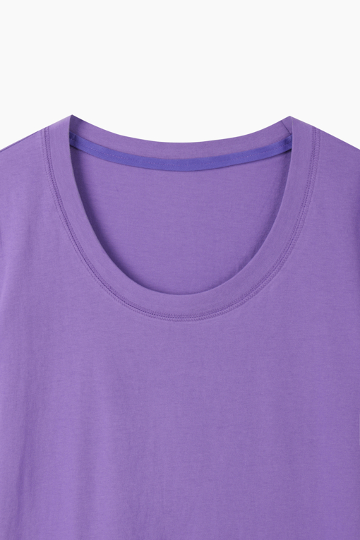 https://img.benettonmall.com/PARTS/KB/26S/BATS44631PP_MB_D2.jpg