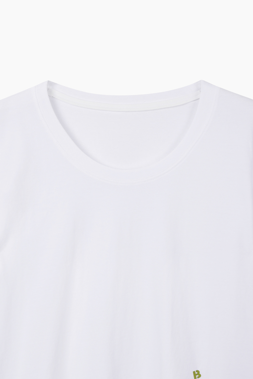 https://img.benettonmall.com/PARTS/KB/26S/BATS44631WH_MB_D2.jpg
