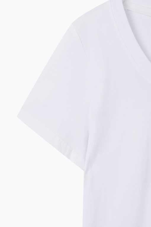 https://img.benettonmall.com/PARTS/KB/26S/BATS44631WH_MB_D3.jpg