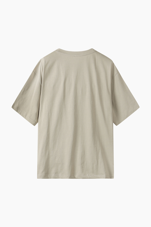 https://img.benettonmall.com/PARTS/KB/26S/BATS47631BE_MB_D1.jpg