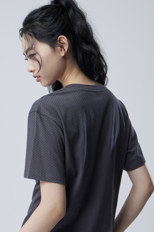 https://img.benettonmall.com/PARTS/KB/26S/BATS50631DG_MB_D4.jpg