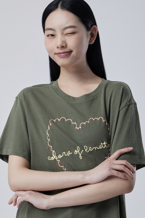 https://img.benettonmall.com/PARTS/KB/26S/BATS58631KA_MB_D2.jpg