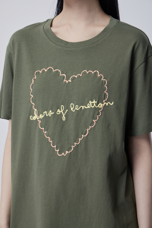 https://img.benettonmall.com/PARTS/KB/26S/BATS58631KA_MB_D4.jpg