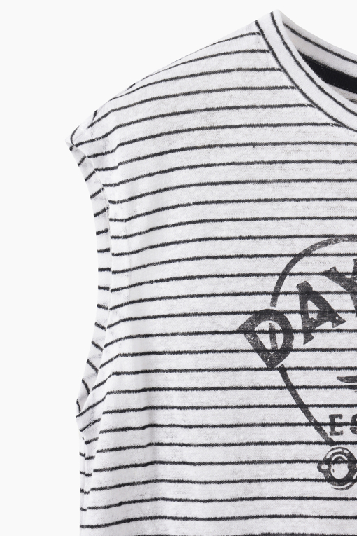https://img.benettonmall.com/PARTS/KB/26S/BATS64631WH_MB_D3.jpg