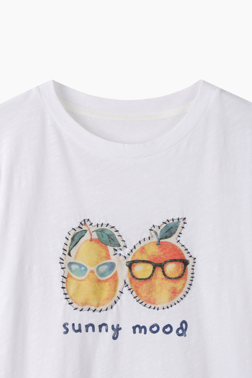 https://img.benettonmall.com/PARTS/KB/26S/BATS67631WH_MB_D2.jpg
