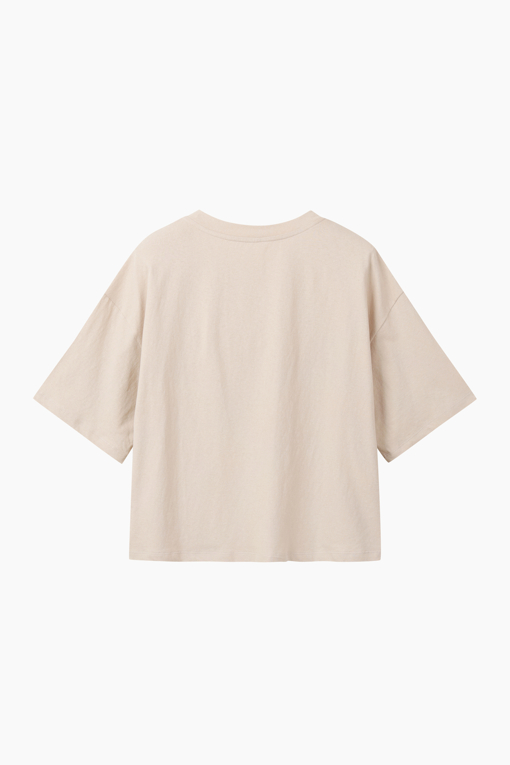 https://img.benettonmall.com/PARTS/KB/26S/BATS71631BE_MB_D1.jpg