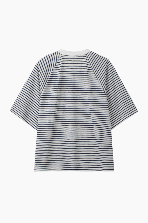https://img.benettonmall.com/PARTS/KB/26S/BATS88631NY_MB_D1.jpg