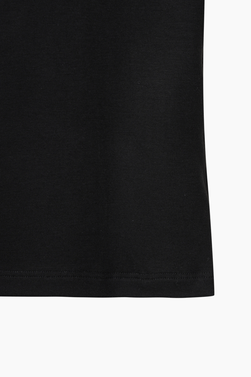 https://img.benettonmall.com/PARTS/KB/26S/BATS89631BK_MB_D5.jpg