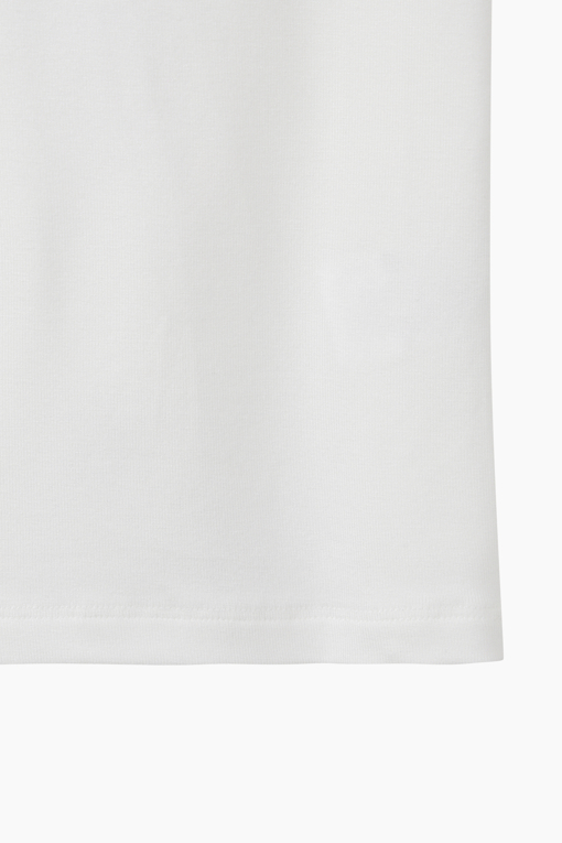https://img.benettonmall.com/PARTS/KB/26S/BATS89631WH_MB_D5.jpg