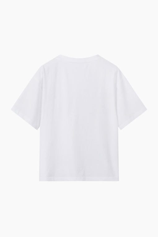 https://img.benettonmall.com/PARTS/KB/26S/BATSE8631WH_MB_D11.jpg