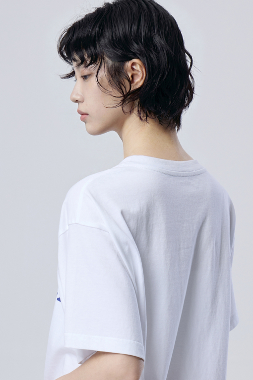 https://img.benettonmall.com/PARTS/KB/26S/BATSE8631WH_MB_D3.jpg