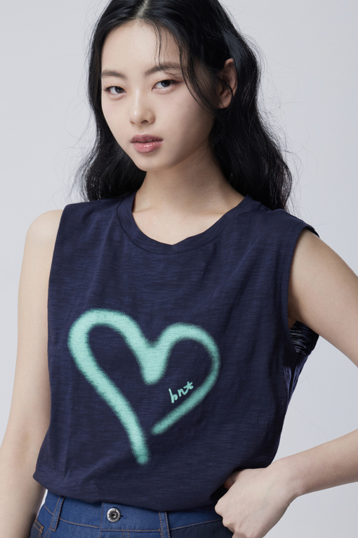 https://img.benettonmall.com/PARTS/KB/26S/BATSF6631NY_MB_D2.jpg