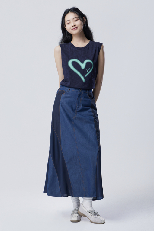 https://img.benettonmall.com/PARTS/KB/26S/BATSF6631NY_MB_D5.jpg